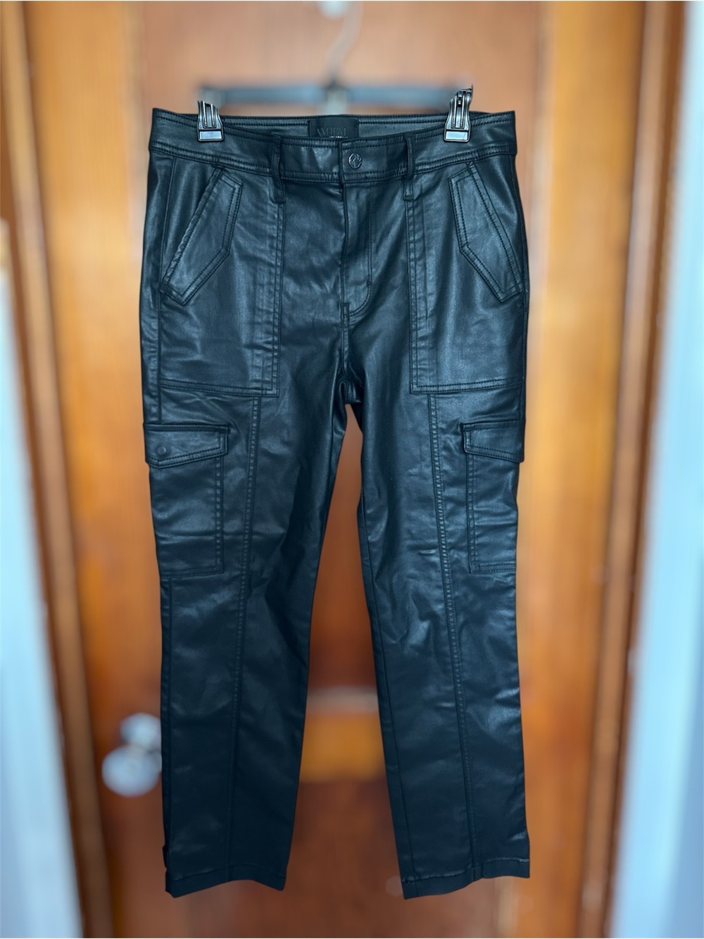 White House black market mid-rise tapered ankle coated black denim pants size 8
